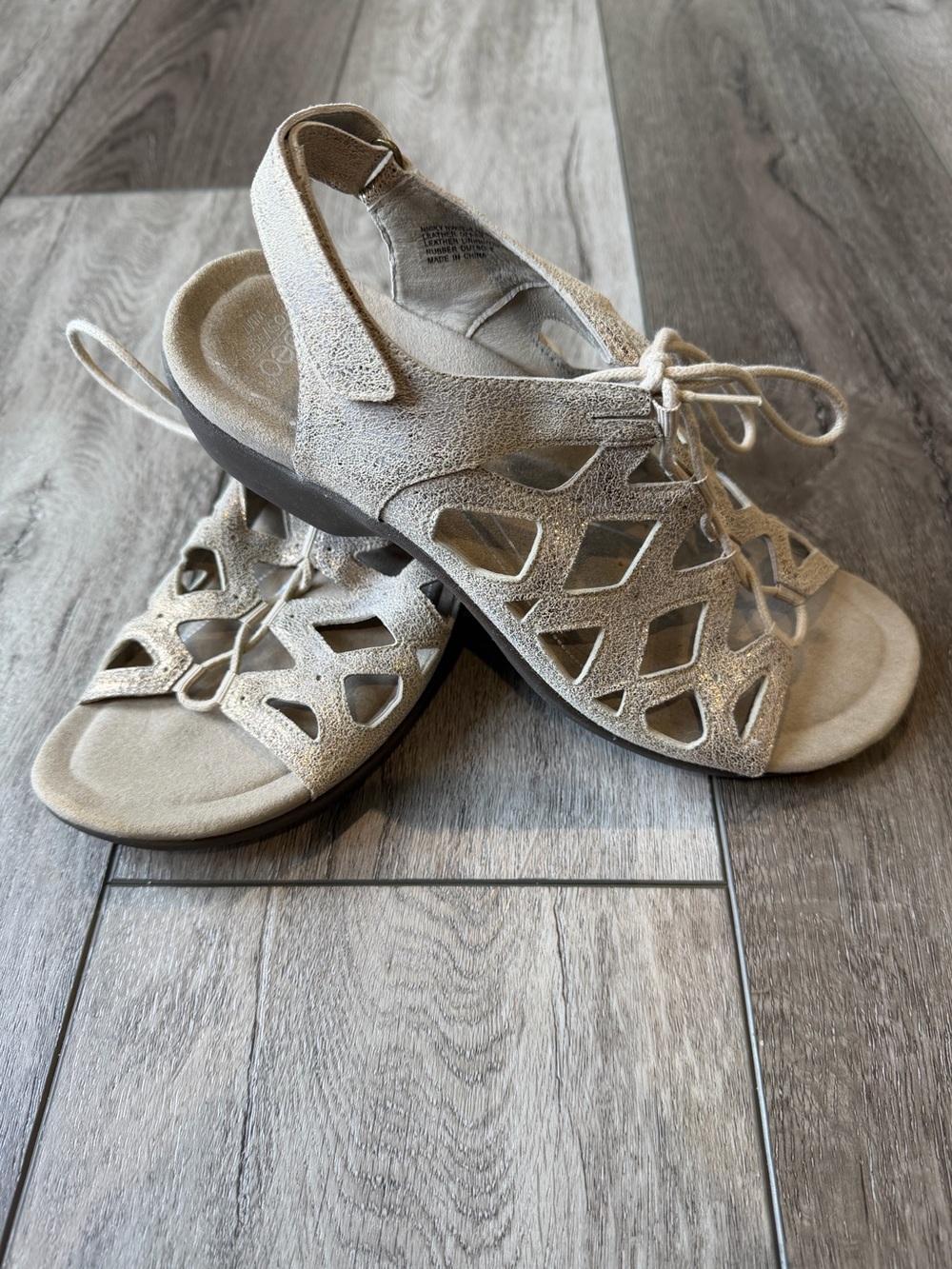 Abeo Biosystem Nicky Gold Metallic Lace-Up Cutout Slingback Sandals Beige - Picture 1 of 10